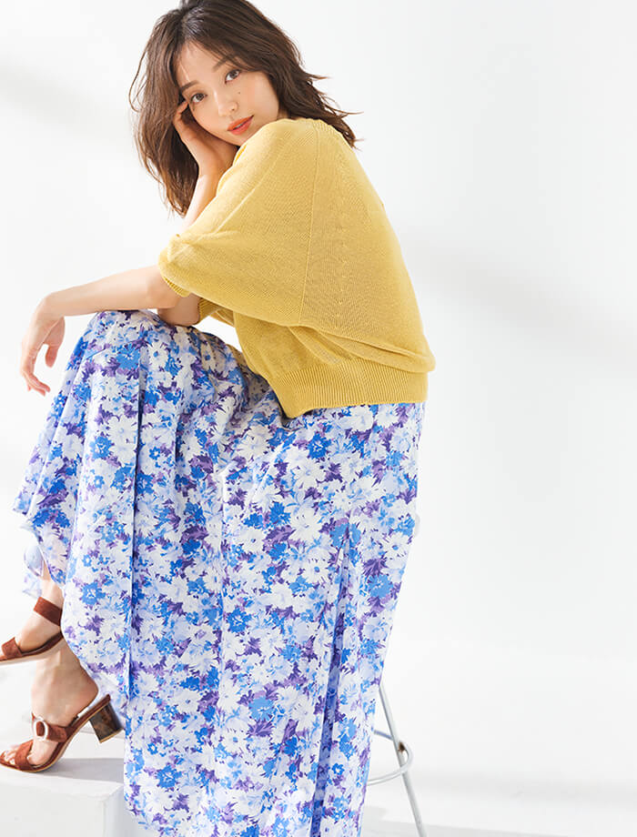 水彩花柄フレアスカート