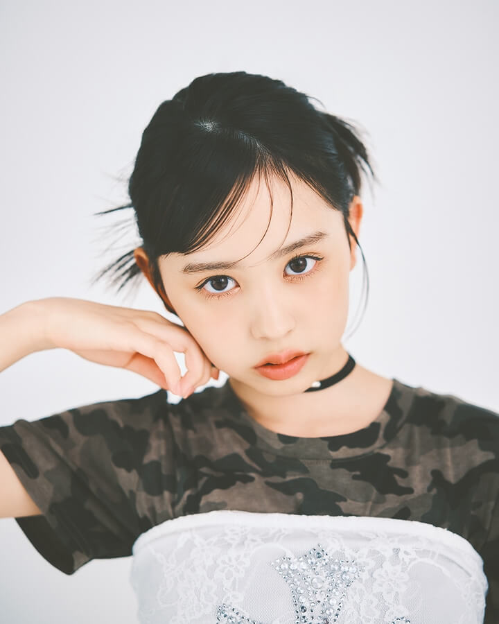 梶原叶渚のファッション撮影挑戦